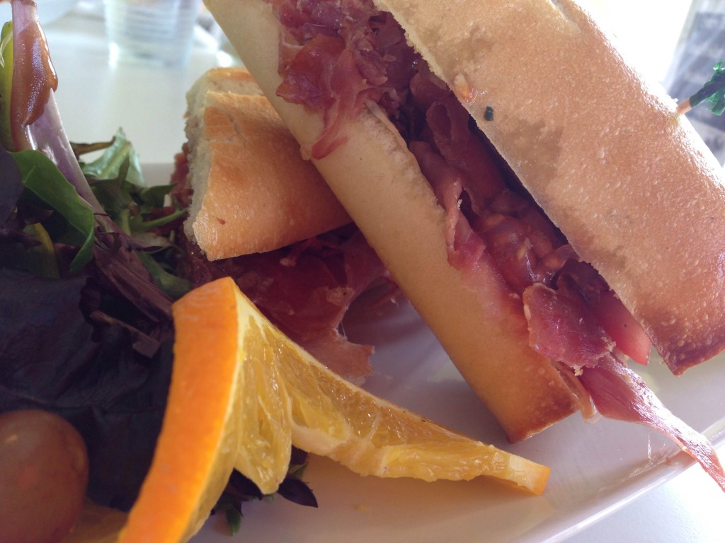 Bocadillo Manolo @ Tres Leches