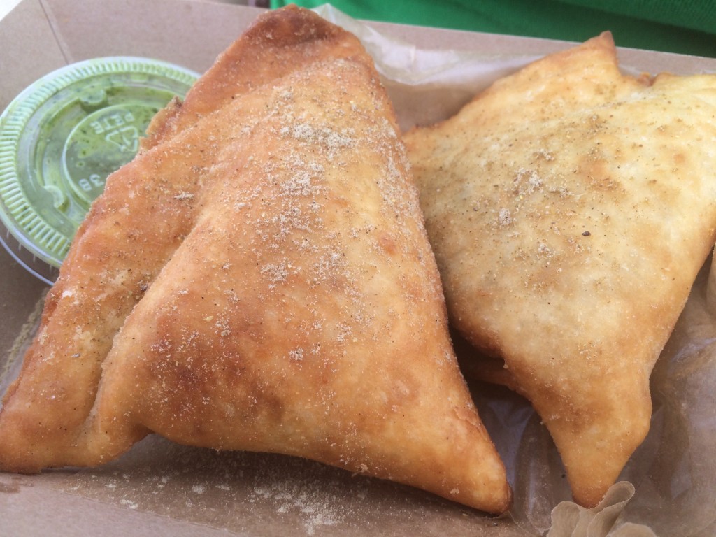 Fusion Food Truck - Samosas