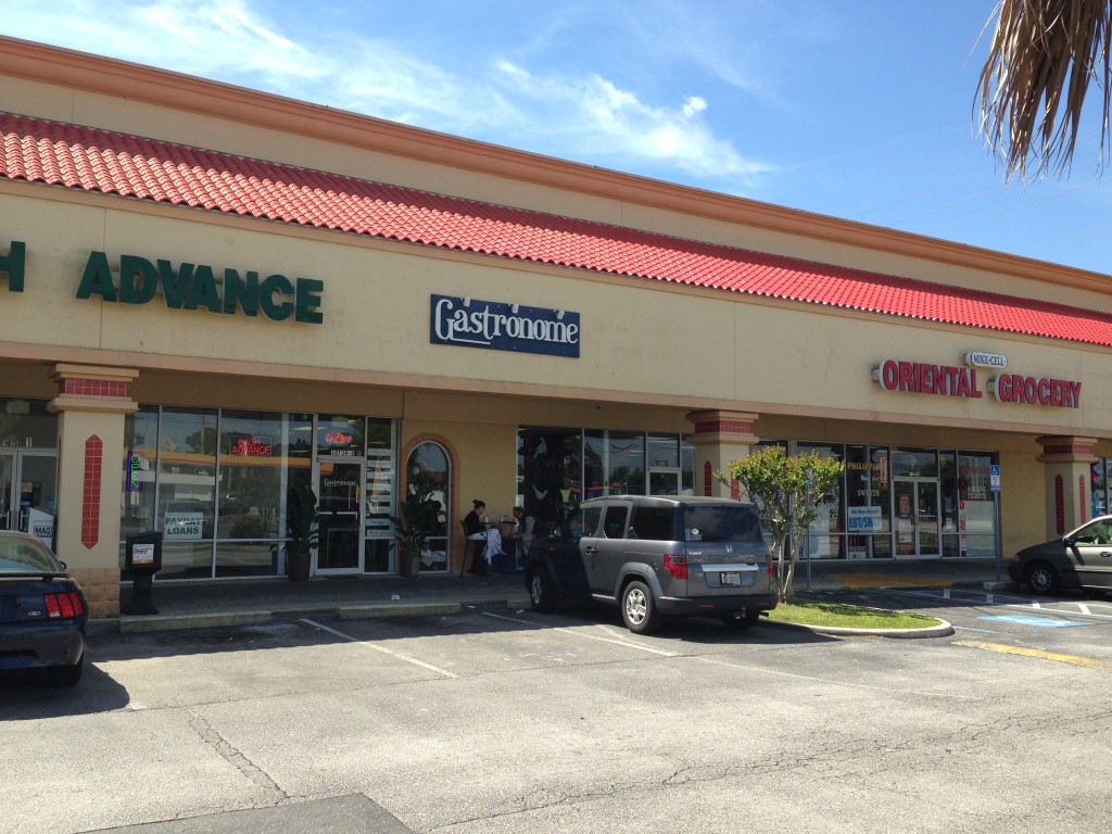 Gastronome - Outside