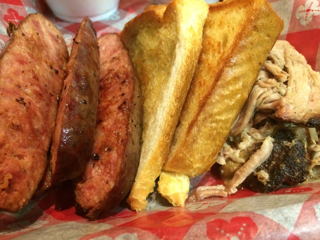 4 Bones - Pulled Pork and Chorizo