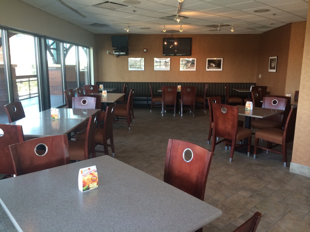 Jax Suns - Sundowner Lounge