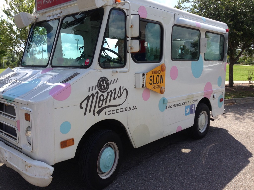 3Moms Truck with Swagger