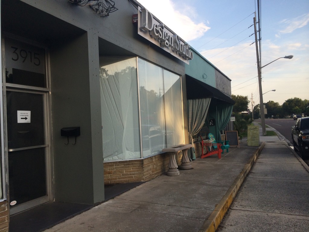 Chefs Garden - Exterior