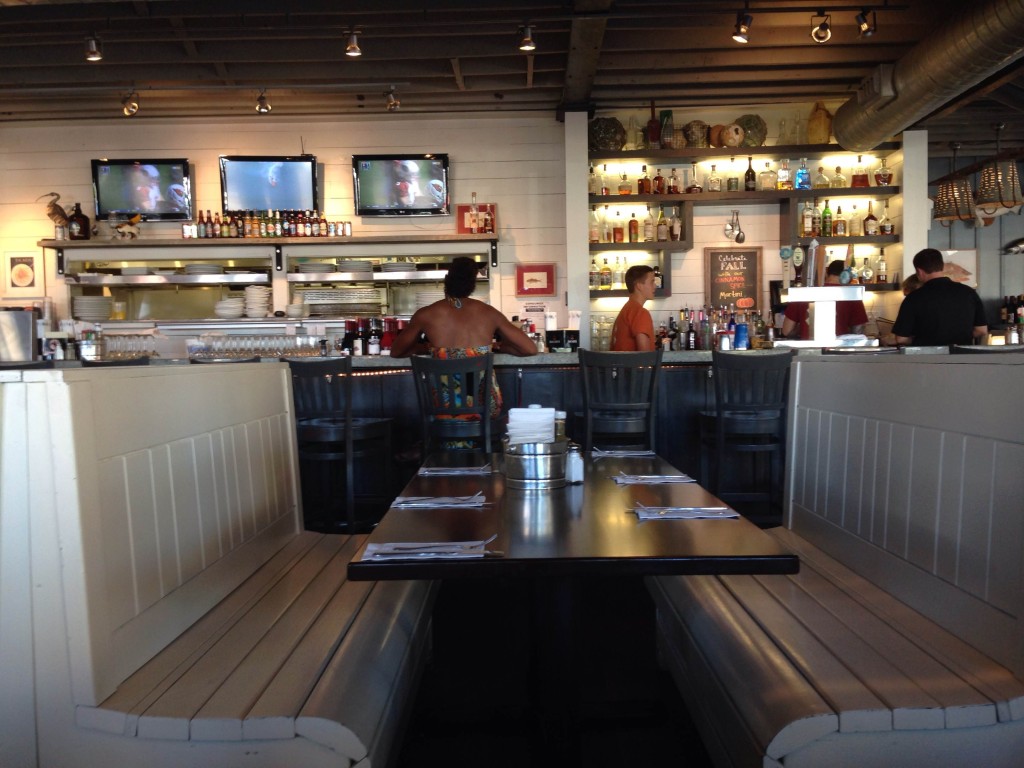 North Beach Fish Camp - Solid Ambiance