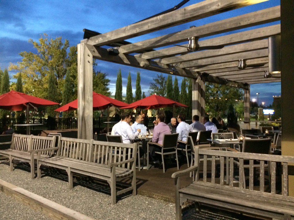 Ovinte - Outside Seating