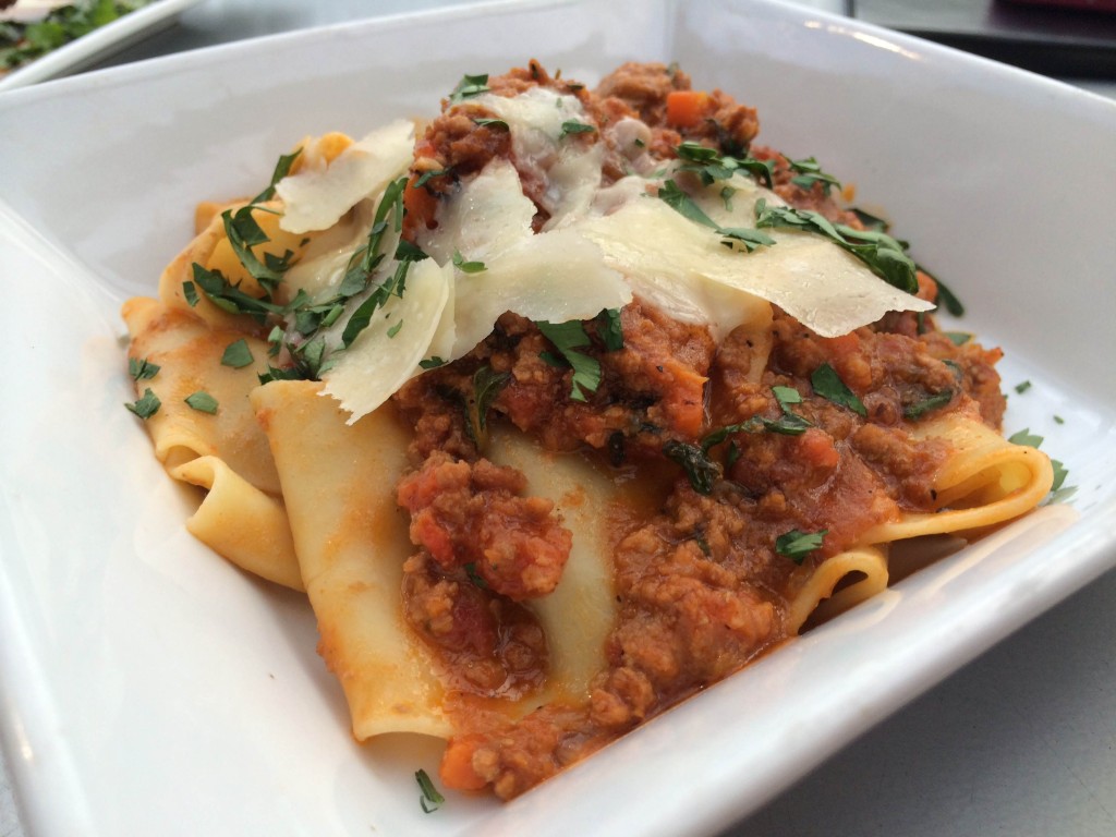 Ovinte - Pappardelle Bolognese