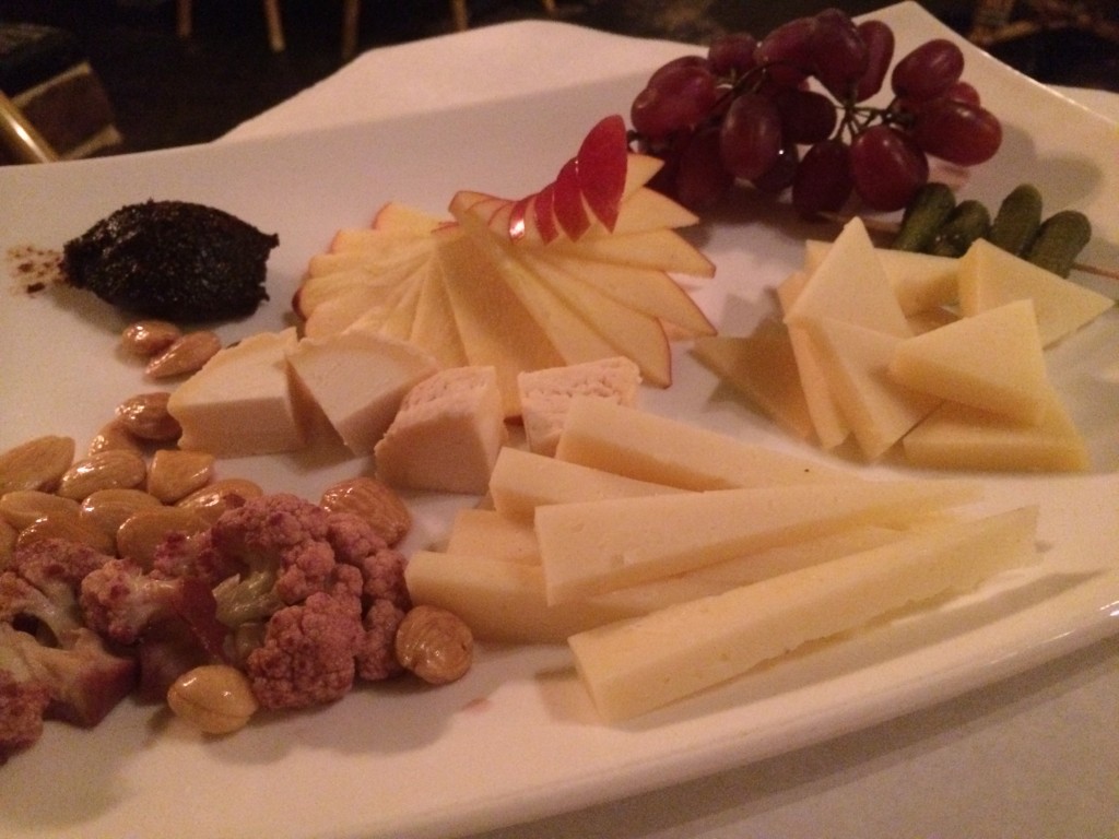 JJs Bistro de Paris - Cheese Plate