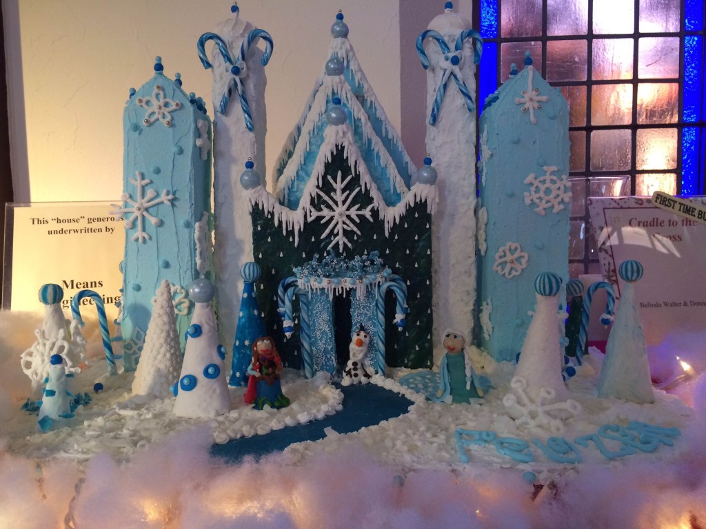 Gingerbread Extravaganza - Frozen