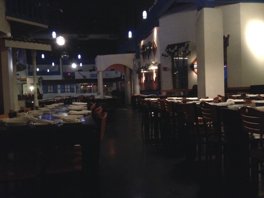 Taverna Yamas - Empty On A Friday Night