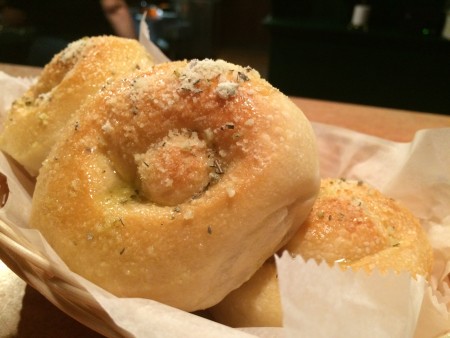 Rocco's - Garlic Knots