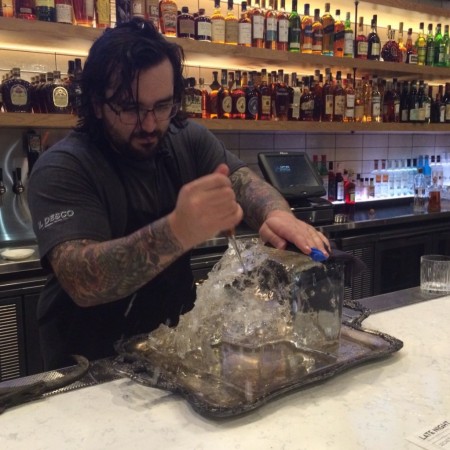 Il Desco - Chipping Ice