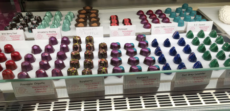 Le Macaron - Chocolates