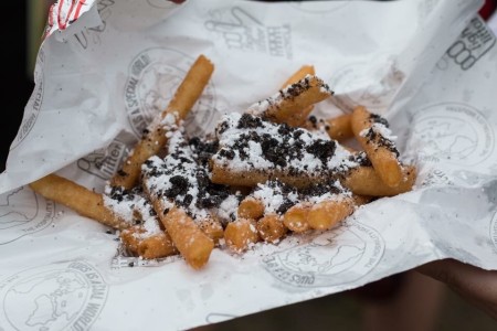 Island Dream Food Truck - Oreo Funnel Fries